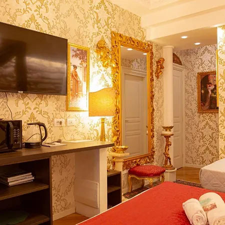 Relais I Giardini Dell'arena - Royal Solution Affittacamere Verona